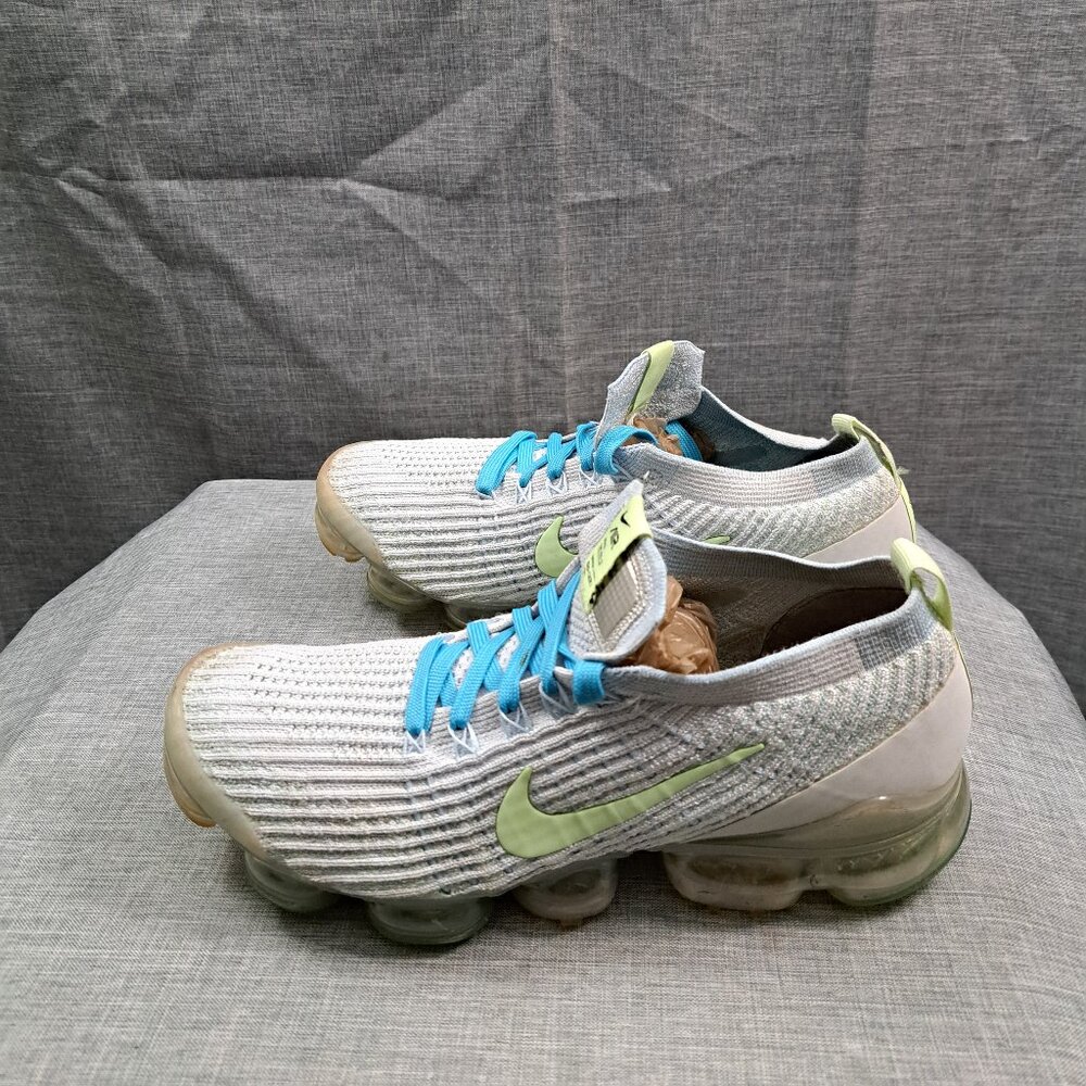 %Nike Air VaporMax 3 Pure Platinum Baltic Blue 9.5 Women DC2051-001 A6